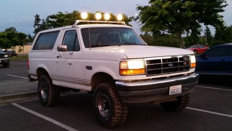 1993 Ford Bronco photo