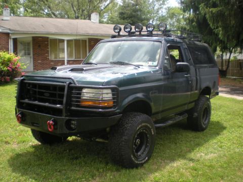 1993 Ford Bronco photo
