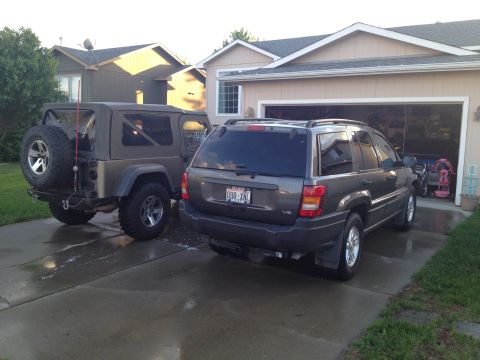 2004 Jeep Grand Cherokee photo