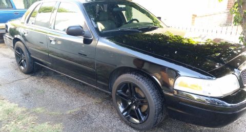 2007 Ford Crown Victoria photo
