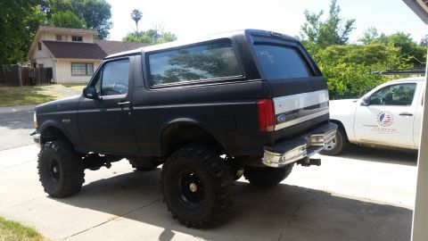 1993 Ford Bronco photo