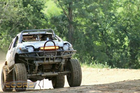1999 Isuzu Vehicross photo