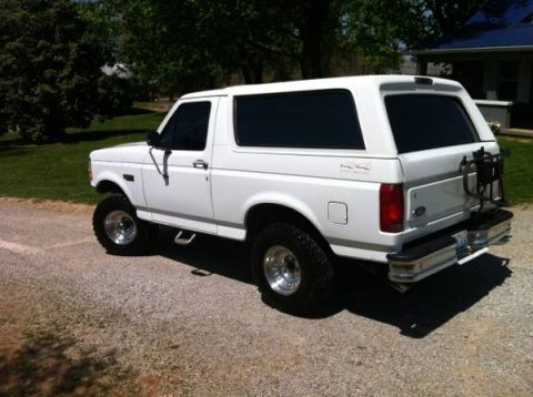 1992 Ford Bronco photo