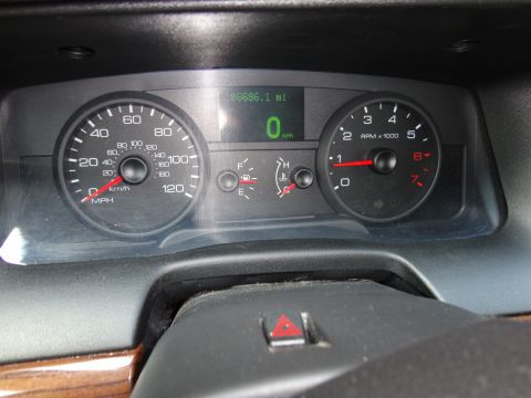 2007 Ford Crown Victoria photo