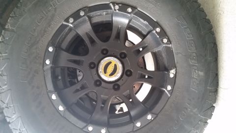 2003 Nissan Frontier photo