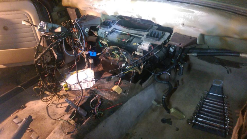 1991 BMW 3 Series “HVAC Rebuild”