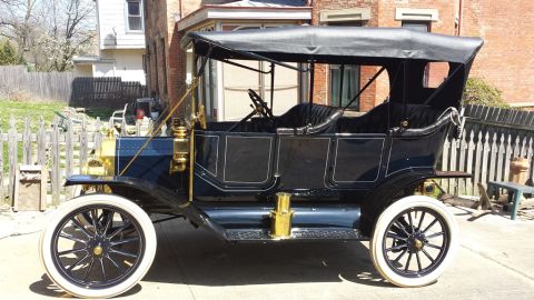 1912 Ford Model T photo