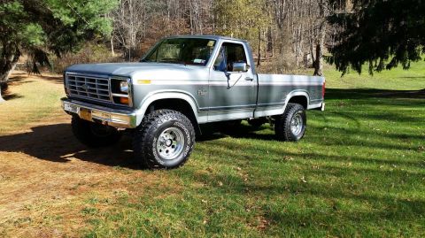 1986 Ford F-250 photo