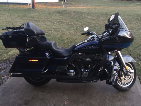 2013 Harley-Davidson FLHX “Big Blue”