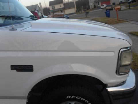 1993 Ford Bronco photo