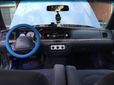 1994 Ford Crown Victoria photo