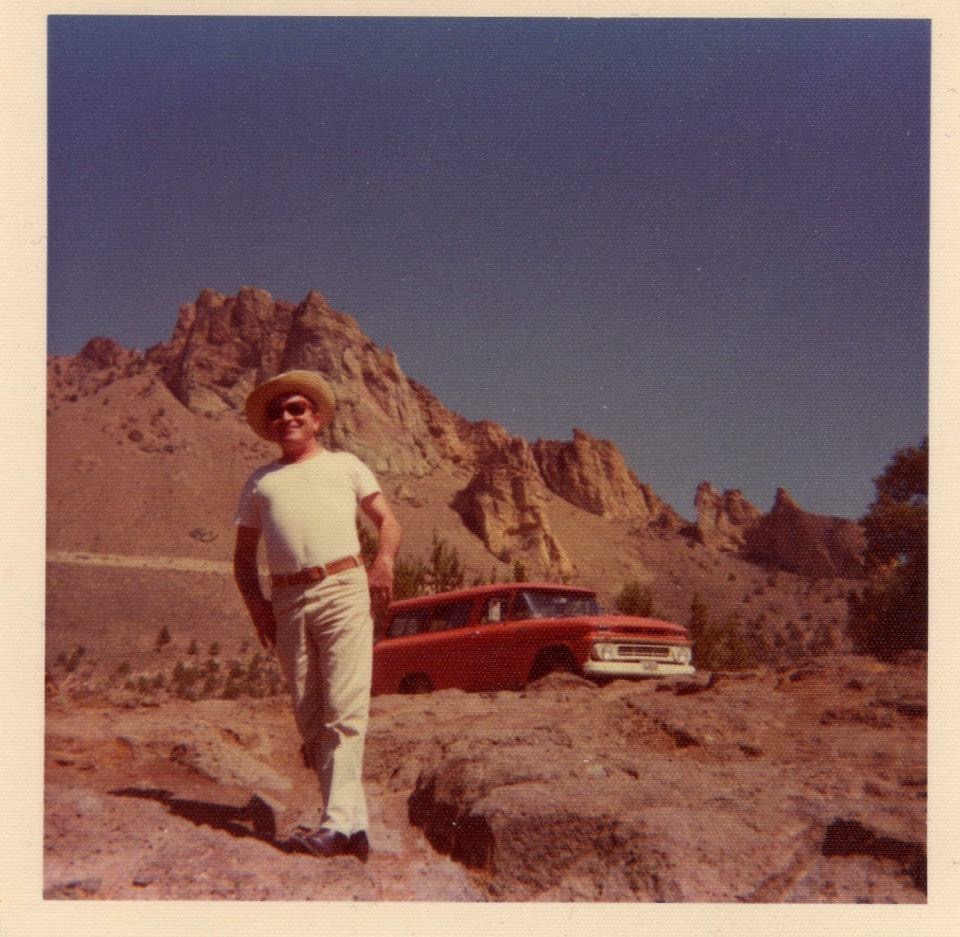 1962 Chevrolet Suburban “Chester”