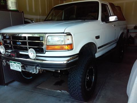 1995 Ford Bronco photo