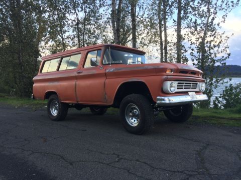 1962 Chevrolet Suburban photo