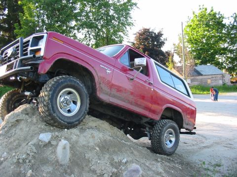1981 Ford Bronco photo