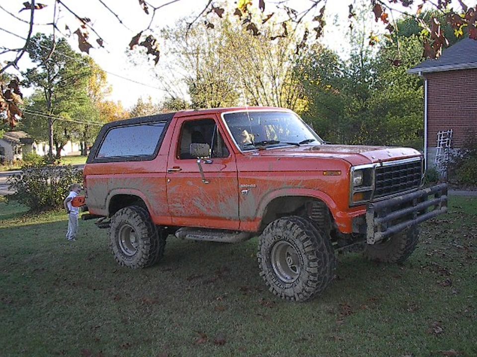 1984 Ford Bronco “BIGORANGE”