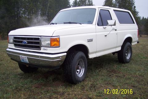 1990 Ford Bronco photo