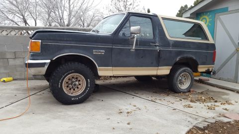 1991 Ford Bronco photo
