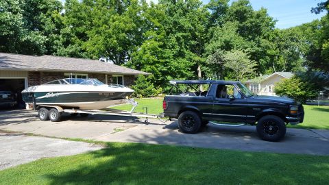 1994 Ford Bronco photo