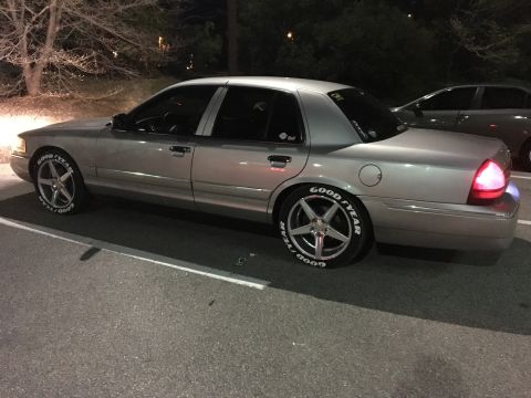 2005 Mercury Grand Marquis photo