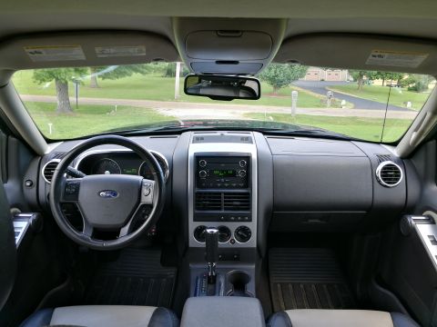 2007 Ford Crown Victoria photo