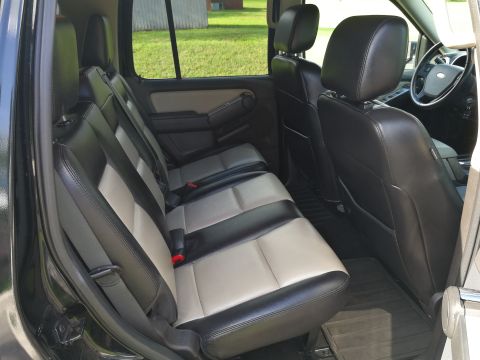 2007 Ford Crown Victoria photo
