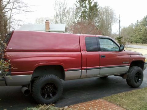 1999 Dodge 2500 photo