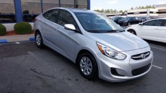 2016 Hyundai Accent photo