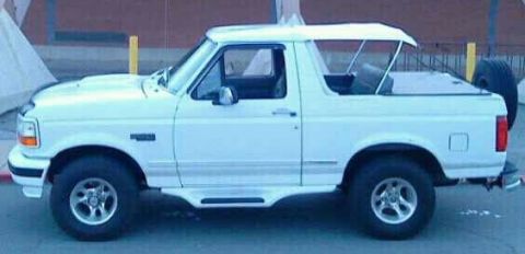 1995 Ford Bronco photo