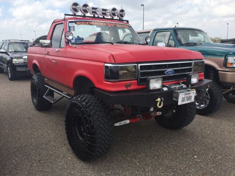 1990 Ford Bronco photo