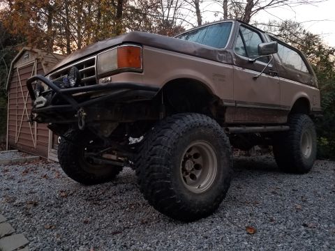 1988 Ford Bronco photo