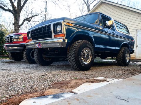1992 Ford Bronco photo