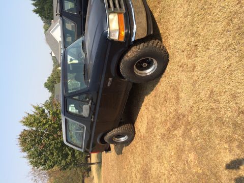 1996 Ford Bronco “runner”