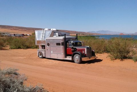 1995 Peterbilt 379 photo