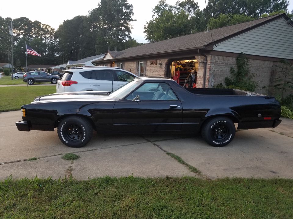 1977 Ford Ranchero “Midnight”