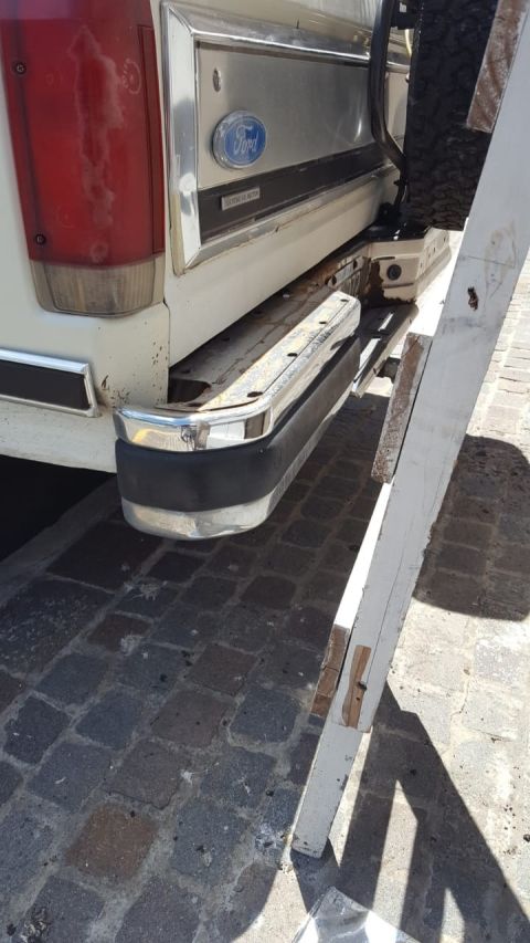 1986 Ford Bronco photo