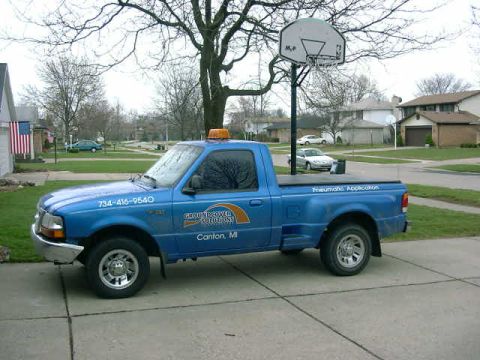 1999 Ford Crown Victoria photo