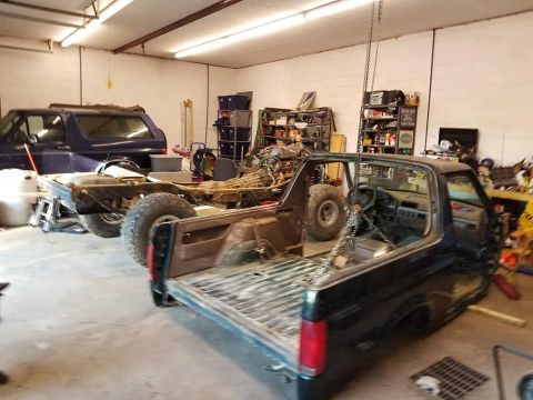1993 Ford Bronco photo