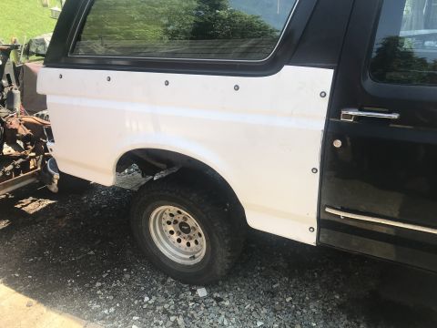 1992 Ford Bronco photo