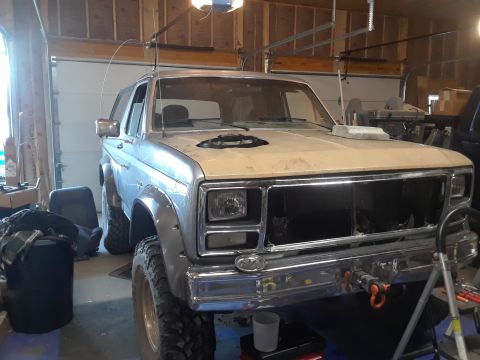 1985 Ford Bronco photo