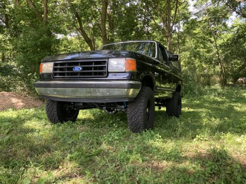 1987 Ford Bronco photo