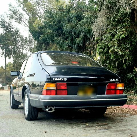 1991 Saab 900 photo