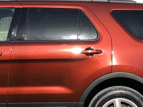 2016 Ford Explorer photo