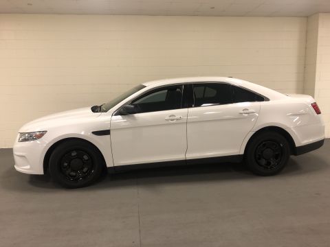 2013 Ford Taurus photo