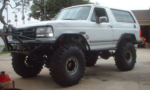 1995 Ford Bronco “Bronkzilla”