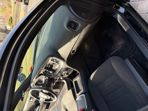 2001 Ford Crown Victoria photo