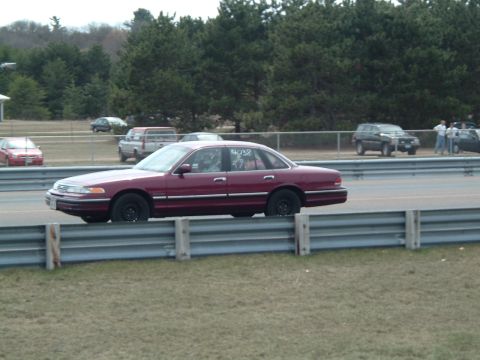 1993 Ford Crown Victoria photo