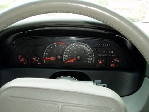 1994 Lincoln Town Car photo