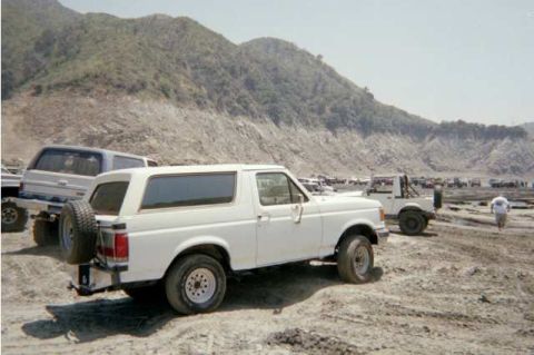 1990 Ford Bronco “BlancoBronco”