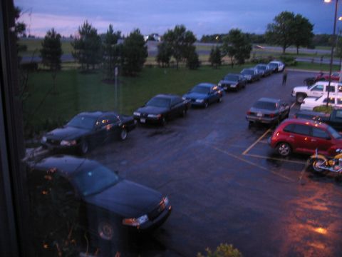 2000 Ford Crown Victoria photo
